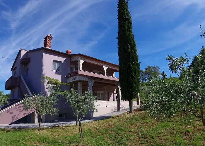 Apartments Nikolina